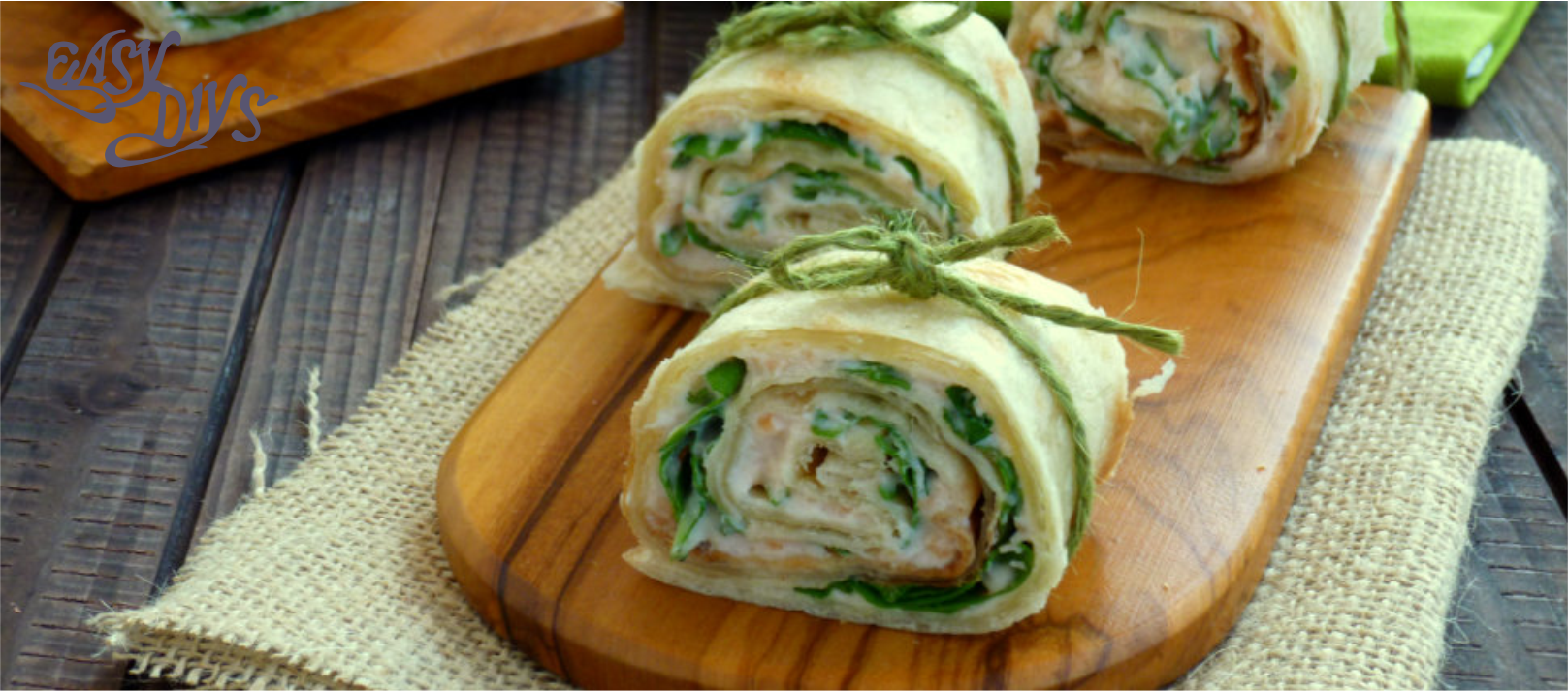 Piadina rolls with salmon and arugula