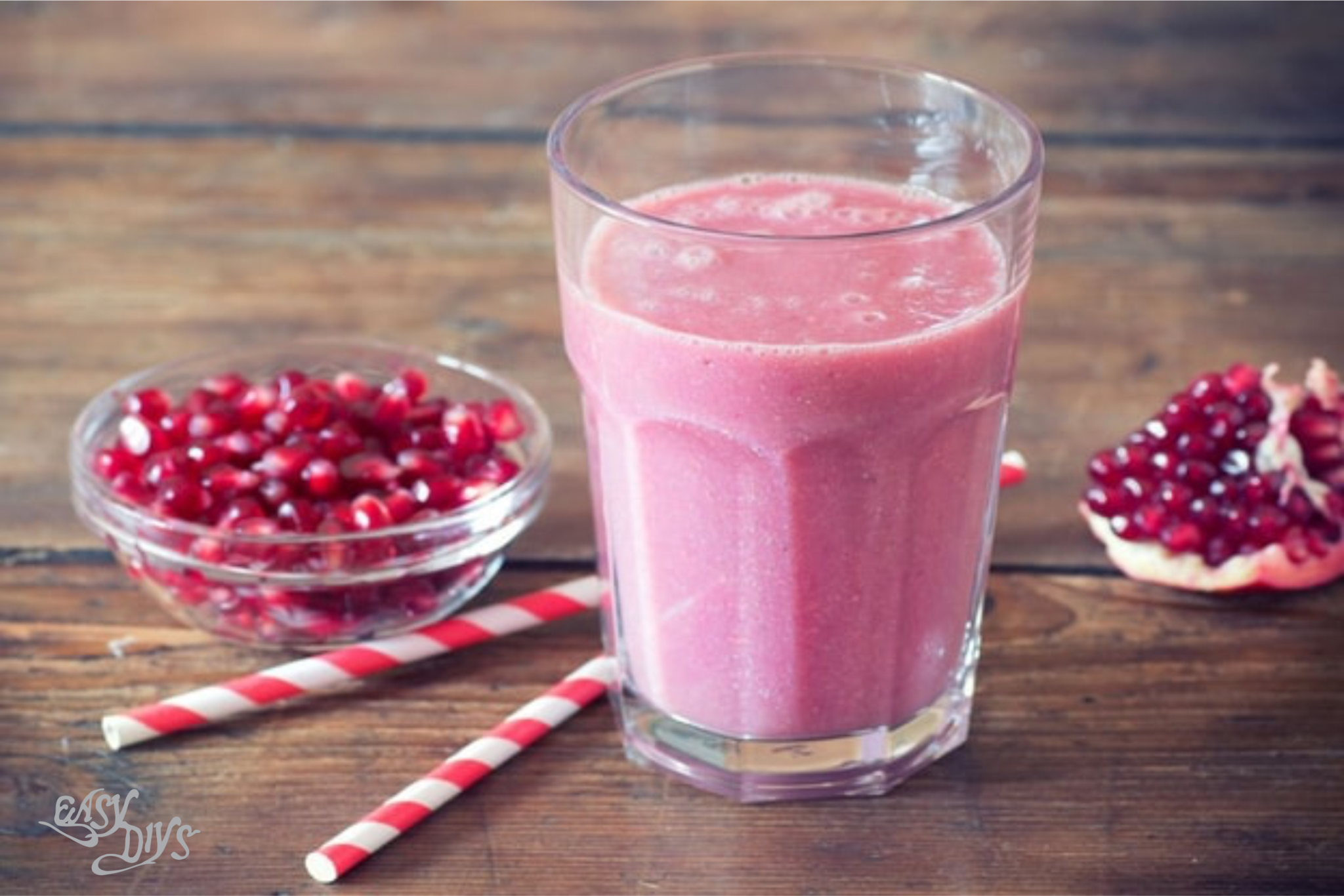 POMEGRANATE YOGURT SMOOTHIE