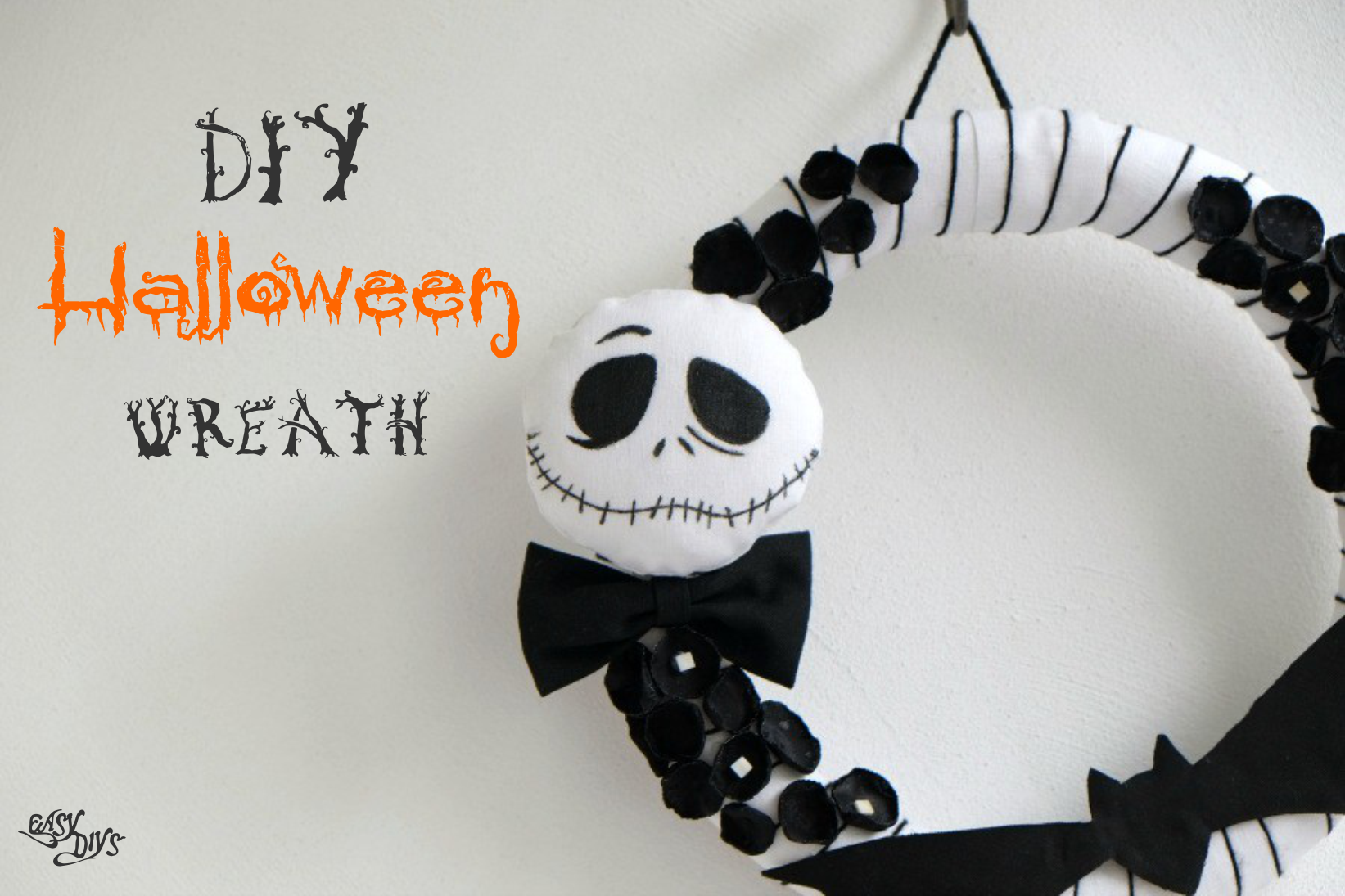 DIY Halloween Wreath