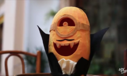 How to Carve a Minion Pumpkin for Halloween!